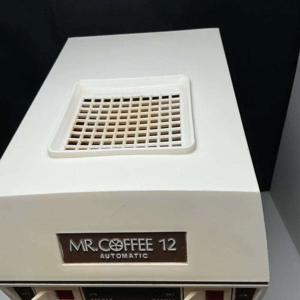 Joe DiMaggio Mr. Coffee 12 Automatic Coffee Brewing System W. Scoop And More